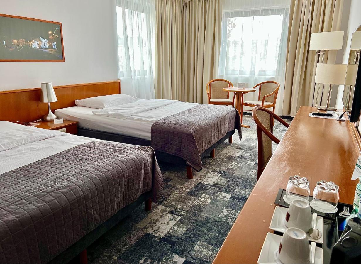 Hotel City Hotel