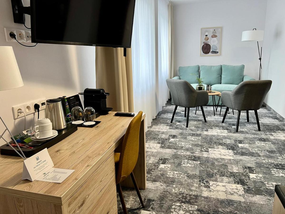 Hotel City Hotel 4*