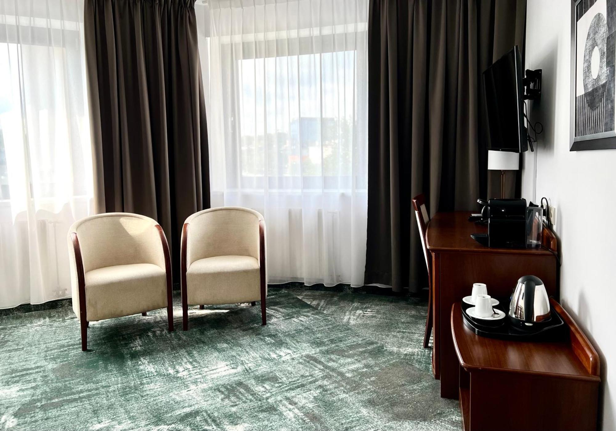 City Hotel 4*