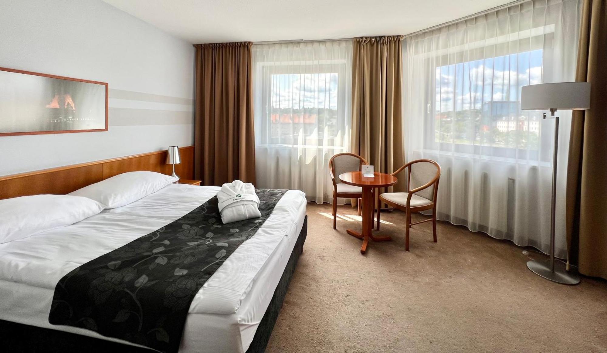 City Hotel Hotel