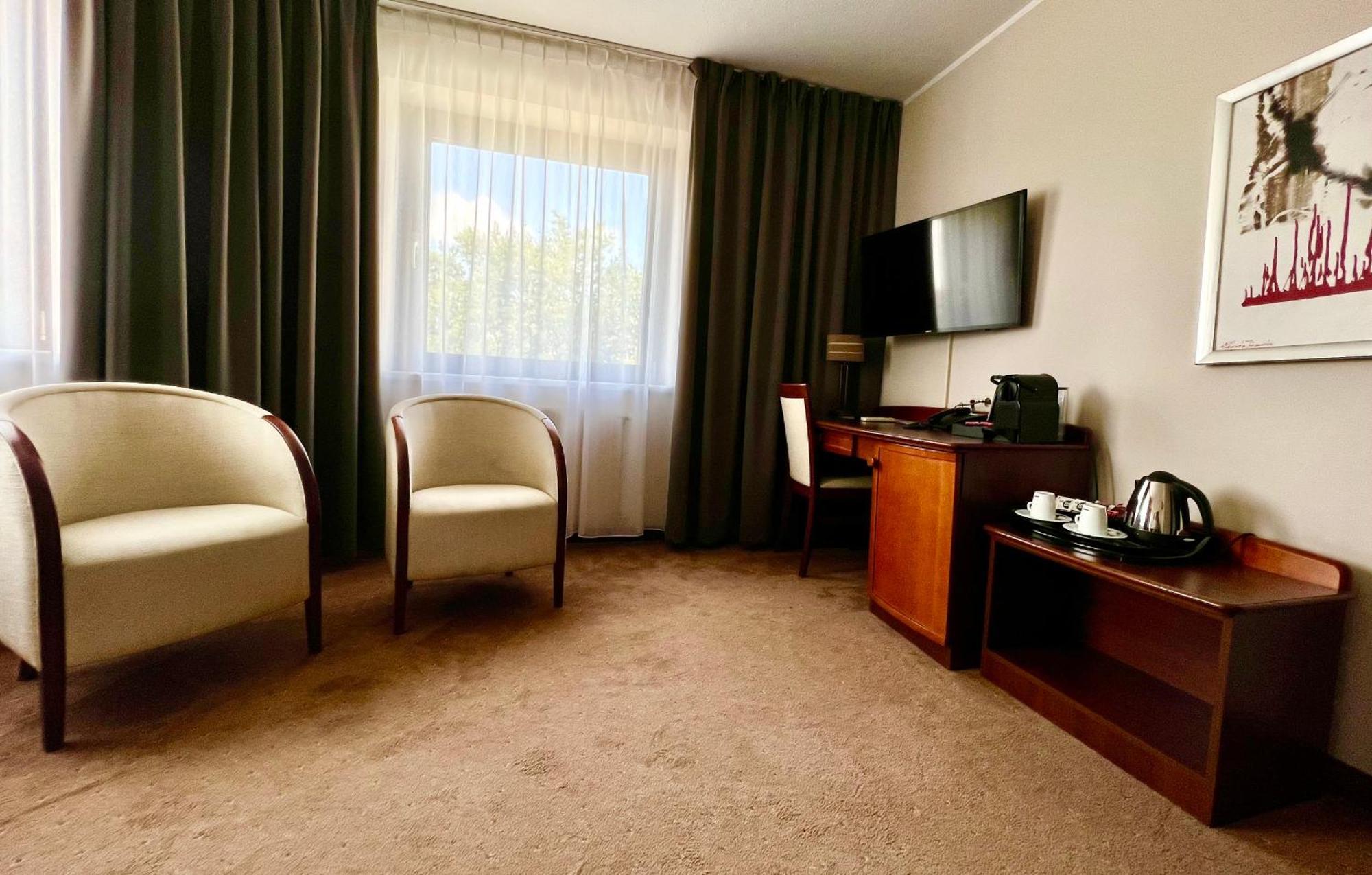 Hotel City Hotel